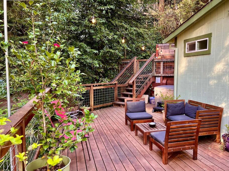 Cozy Cabin In Redwoods With Hot Tub Guerneville Exterior photo