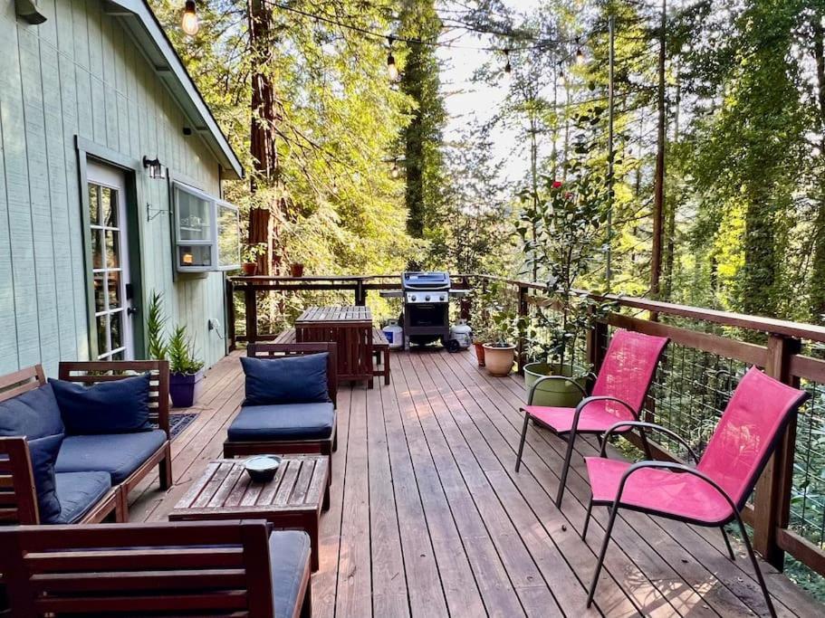 Cozy Cabin In Redwoods With Hot Tub Guerneville Exterior photo